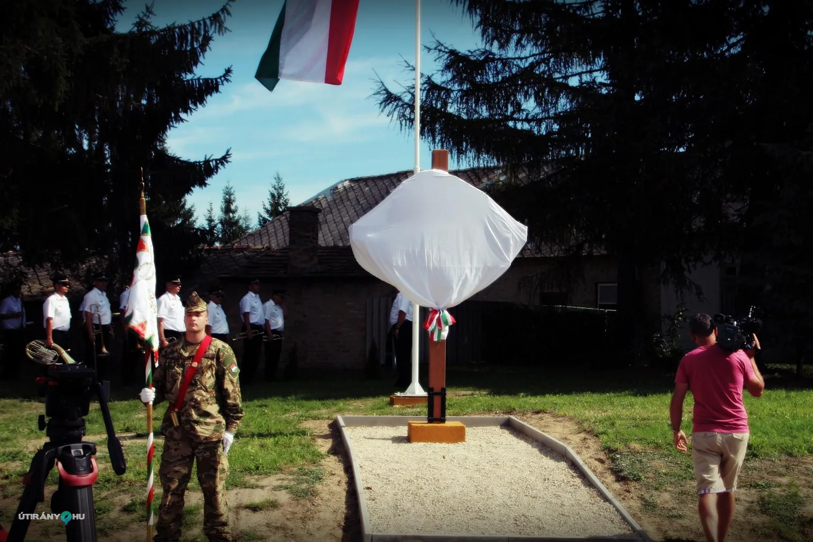 I és II Világháborús Emlékmű átadás. Fotók: Útirány.hu