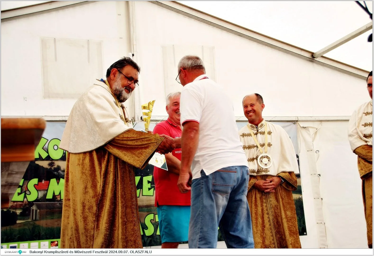 Fotók, Útirány.hu