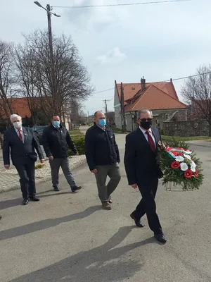 Képek a megemlékezésről 