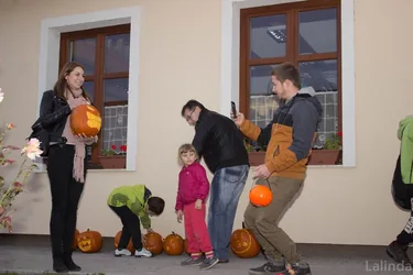 Töklámpás Parádé