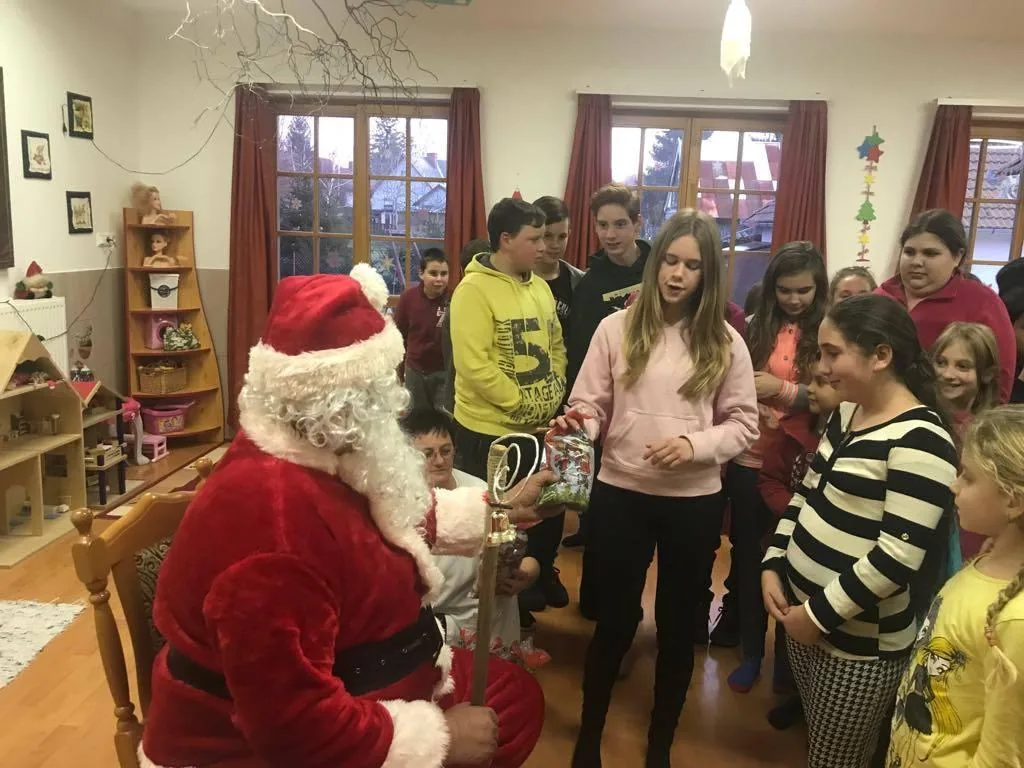 Képek: Porva Önkormányzat