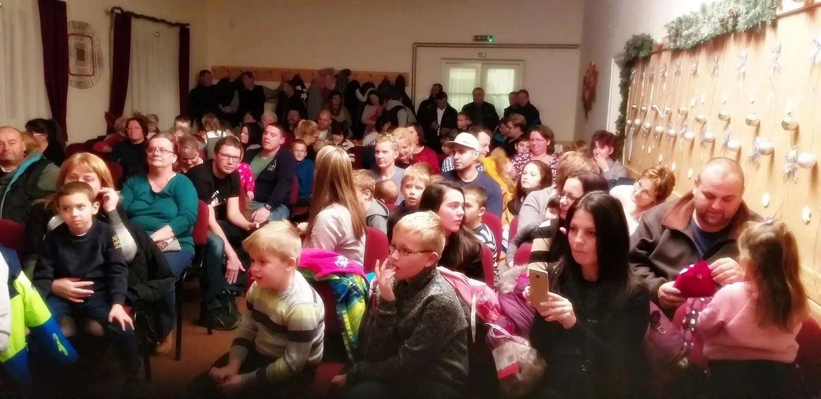 Mikulásváró Ünnepély képek