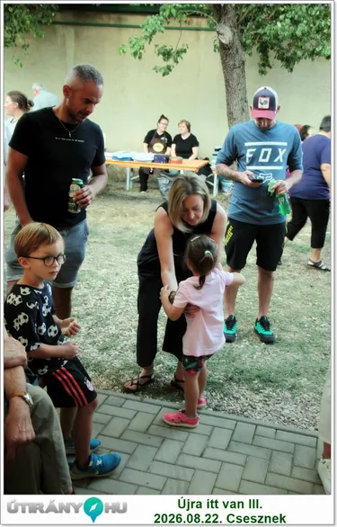 Újra itt van III.
