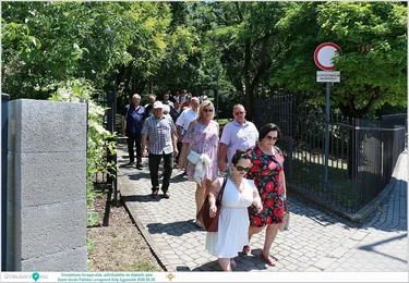 Ünnepélyes lovagavatás, pálinkaáldás és díjátadó gála