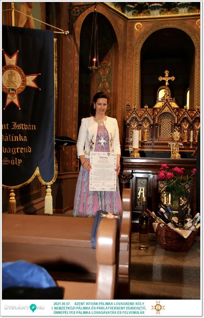 Díjkiosztó, szentelés, avatás, felvonulás