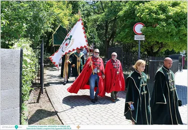 Ünnepélyes lovagavatás, pálinkaáldás és díjátadó gála
