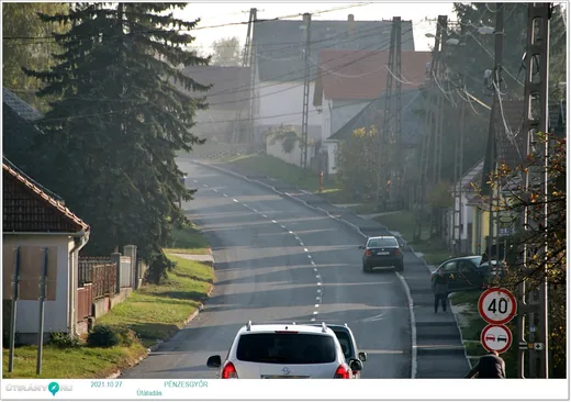 'Megújult az útszakasz Pénzesgyőrig' cikk borítóképe