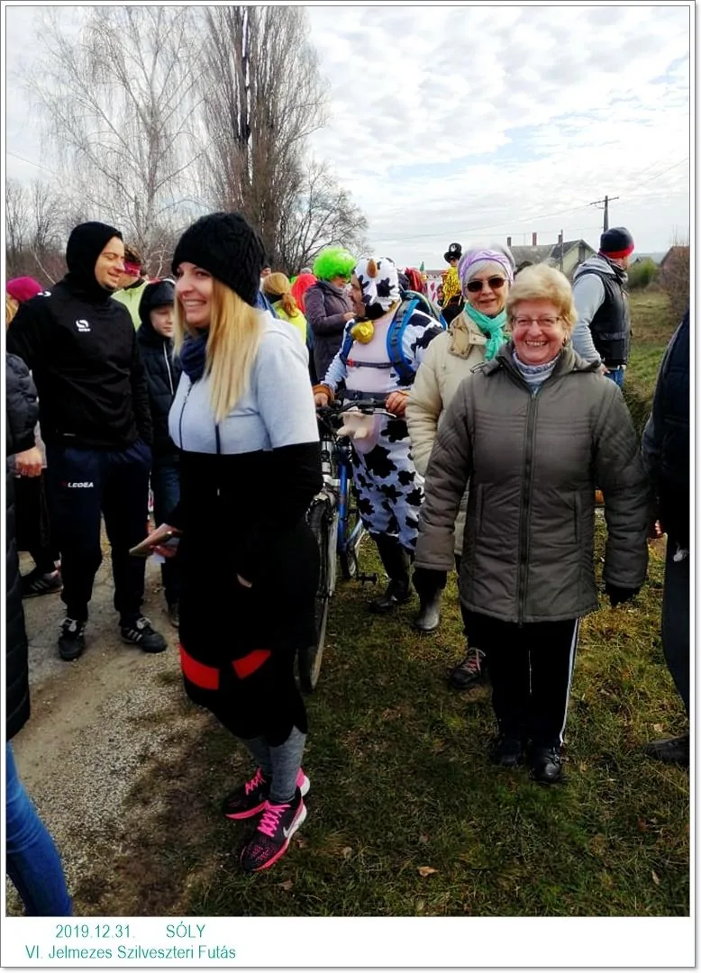 VI. Szilveszteri jelmezes futás. Fotók: Önkormányzat