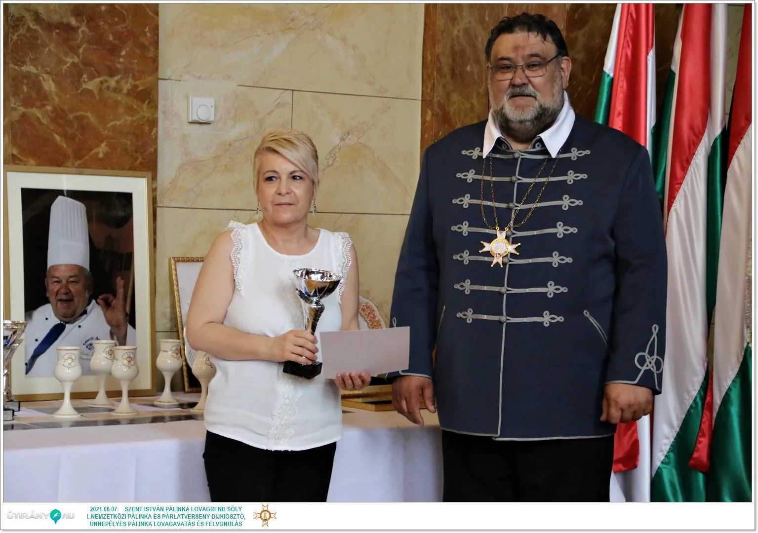 Díjkiosztó, szentelés, avatás, felvonulás