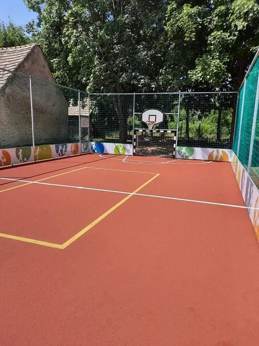 'Átadásra került az óvodai sportpálya!' cikk borítóképe