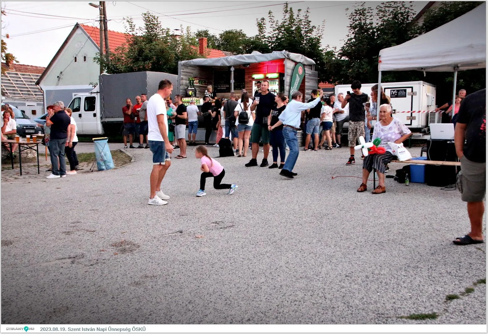 Fotók, Útirány.hu /délután, este /: