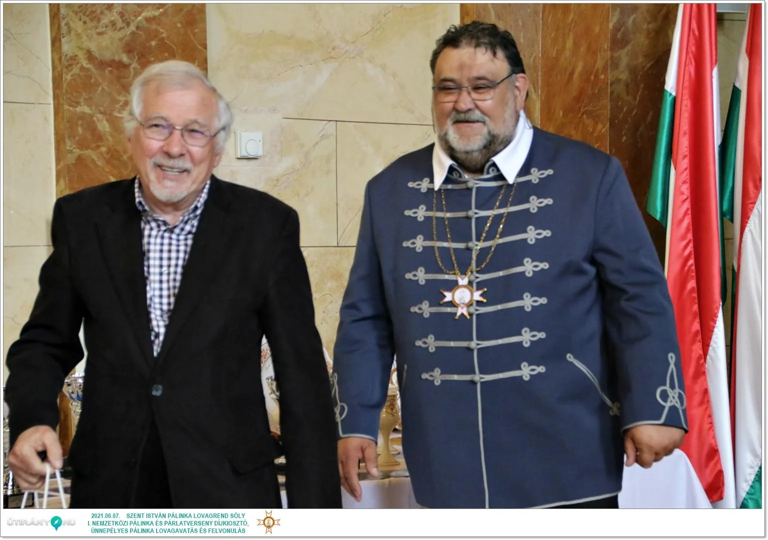 Díjkiosztó, szentelés, avatás, felvonulás