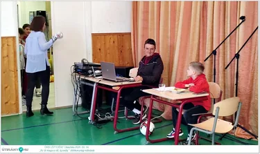ÖRS LÉPTEIÉRT Jótékonysági sütivásár