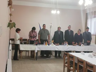 Alakuló ülés borítóképe