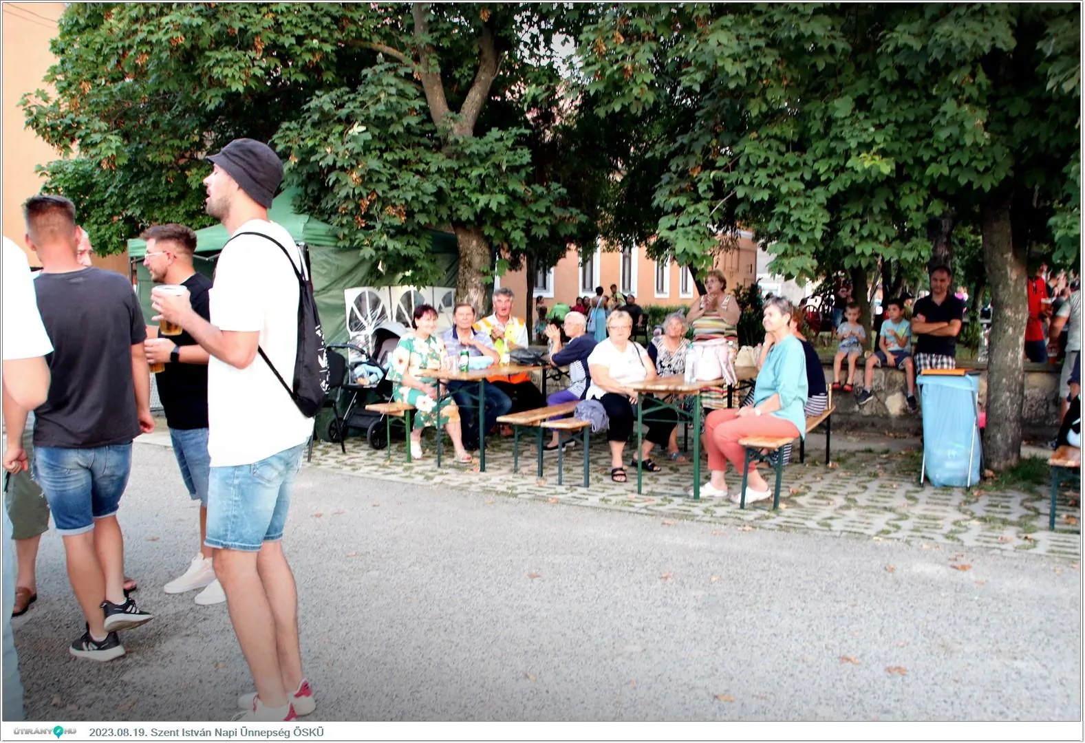 Fotók, Útirány.hu /délután, este /: