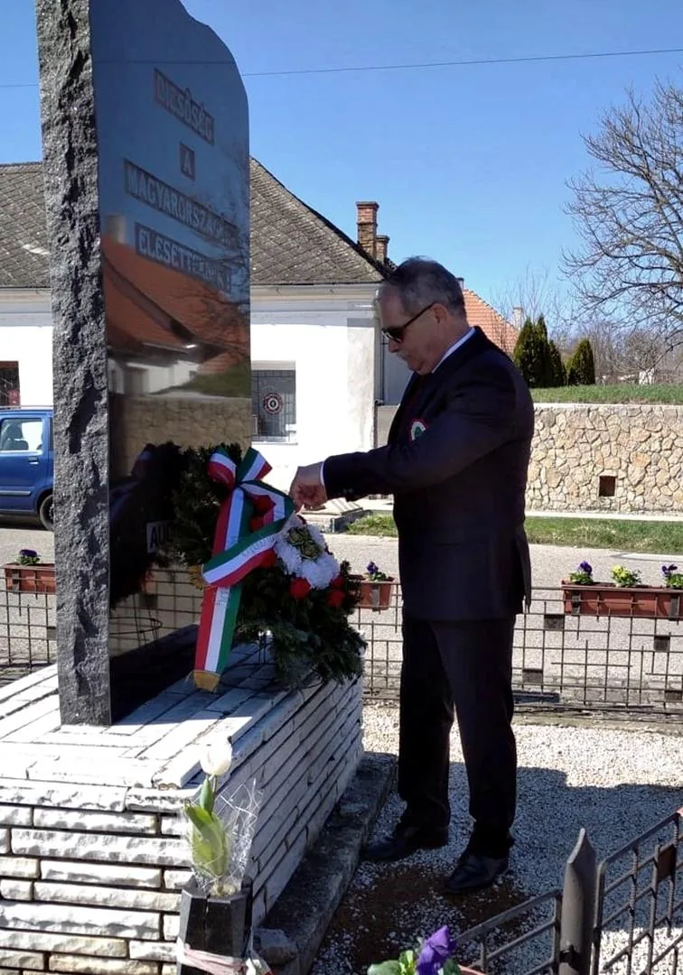 Március 15. Képek: Önkormányzat