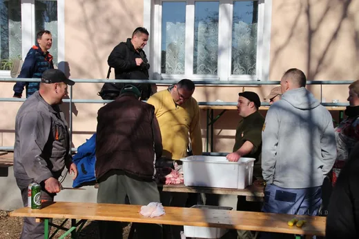 'Hangulatjelentő kisfilm a III.falusi disznóvágásról!' cikk borítóképe