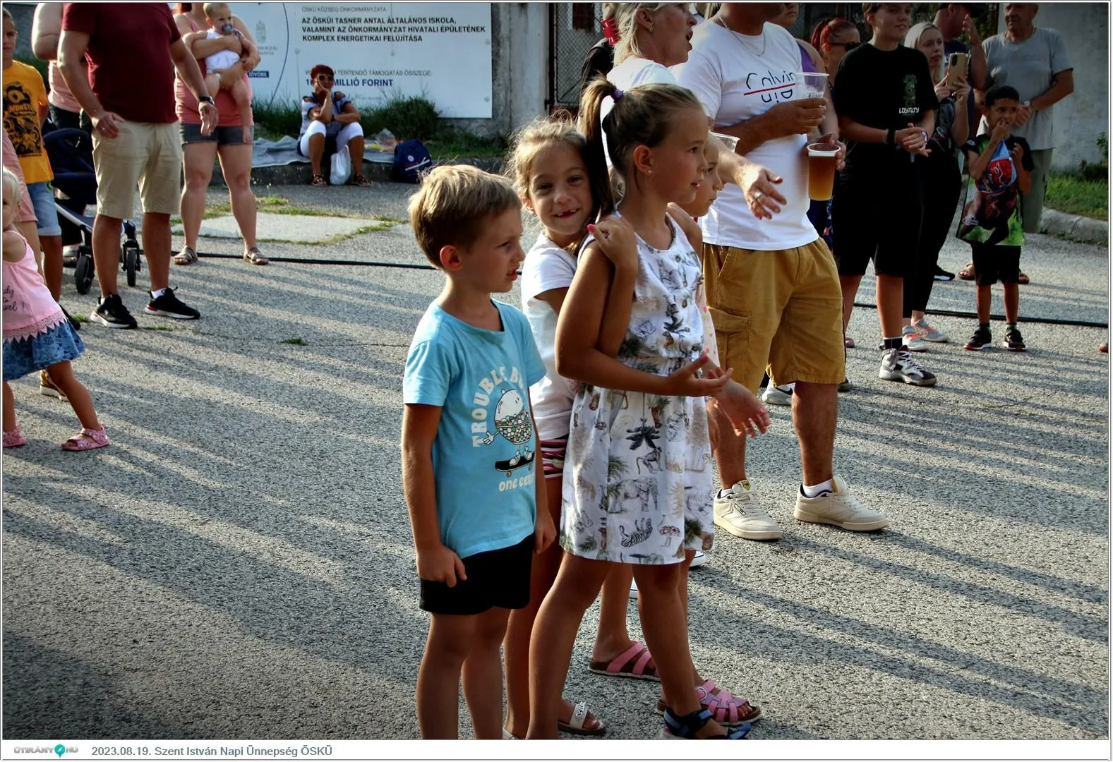 Fotók, Útirány.hu /délután, este /: