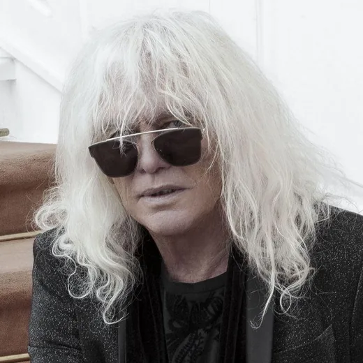 'Elhunyt Kóbor János' cikk borítóképe