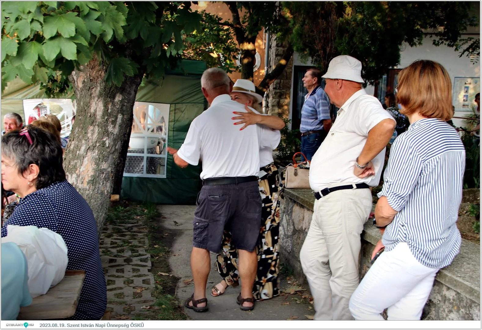 Fotók, Útirány.hu /délután, este /: