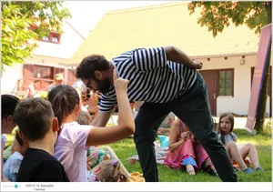 Fotók, Útirány.hu: