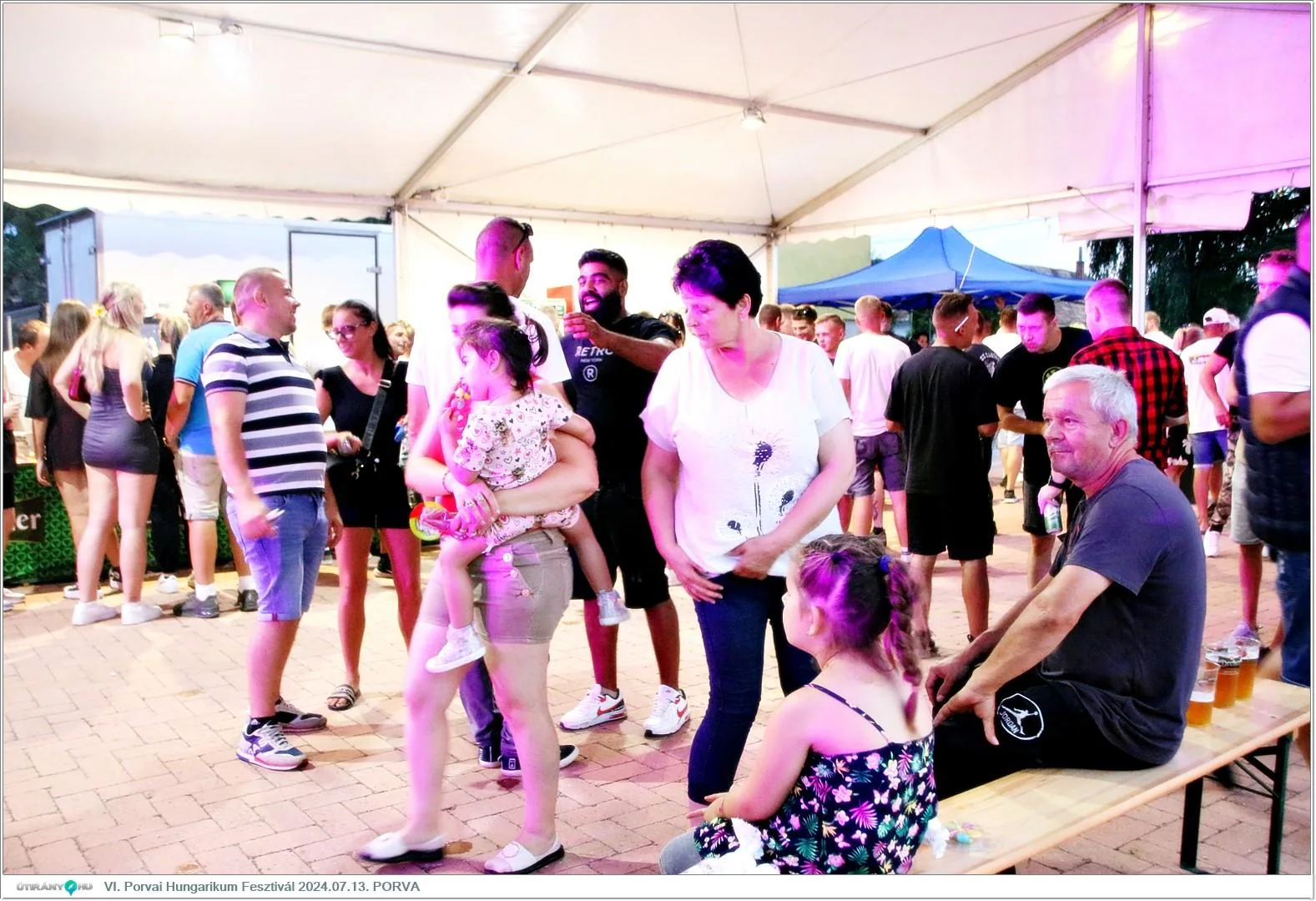 Fotók, Útirány.hu