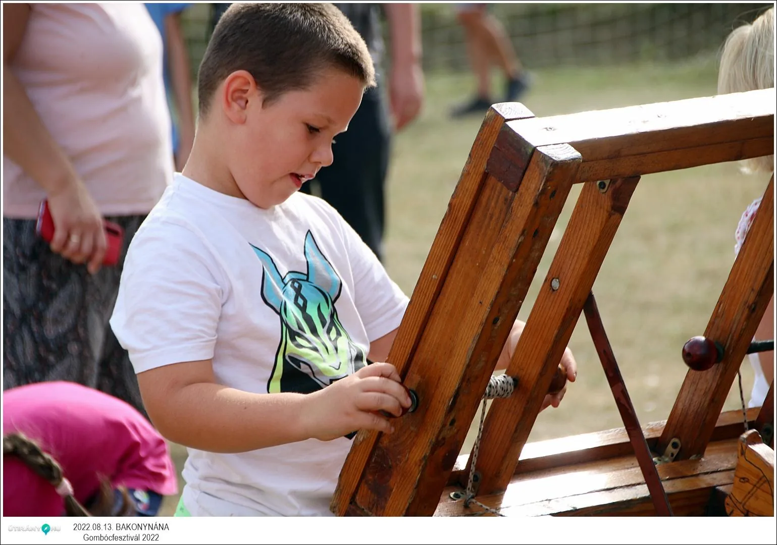 Fotók, Útirány.hu: