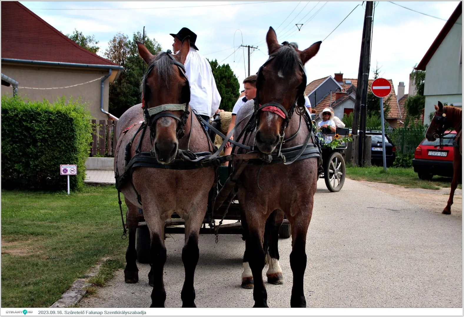 Fotók, Útirány.hu