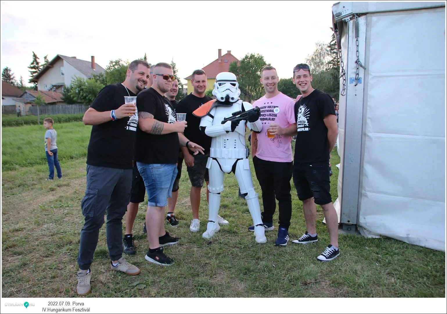 Fotók, Útirány.hu: