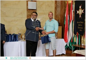 Díjkiosztó, szentelés, avatás, felvonulás