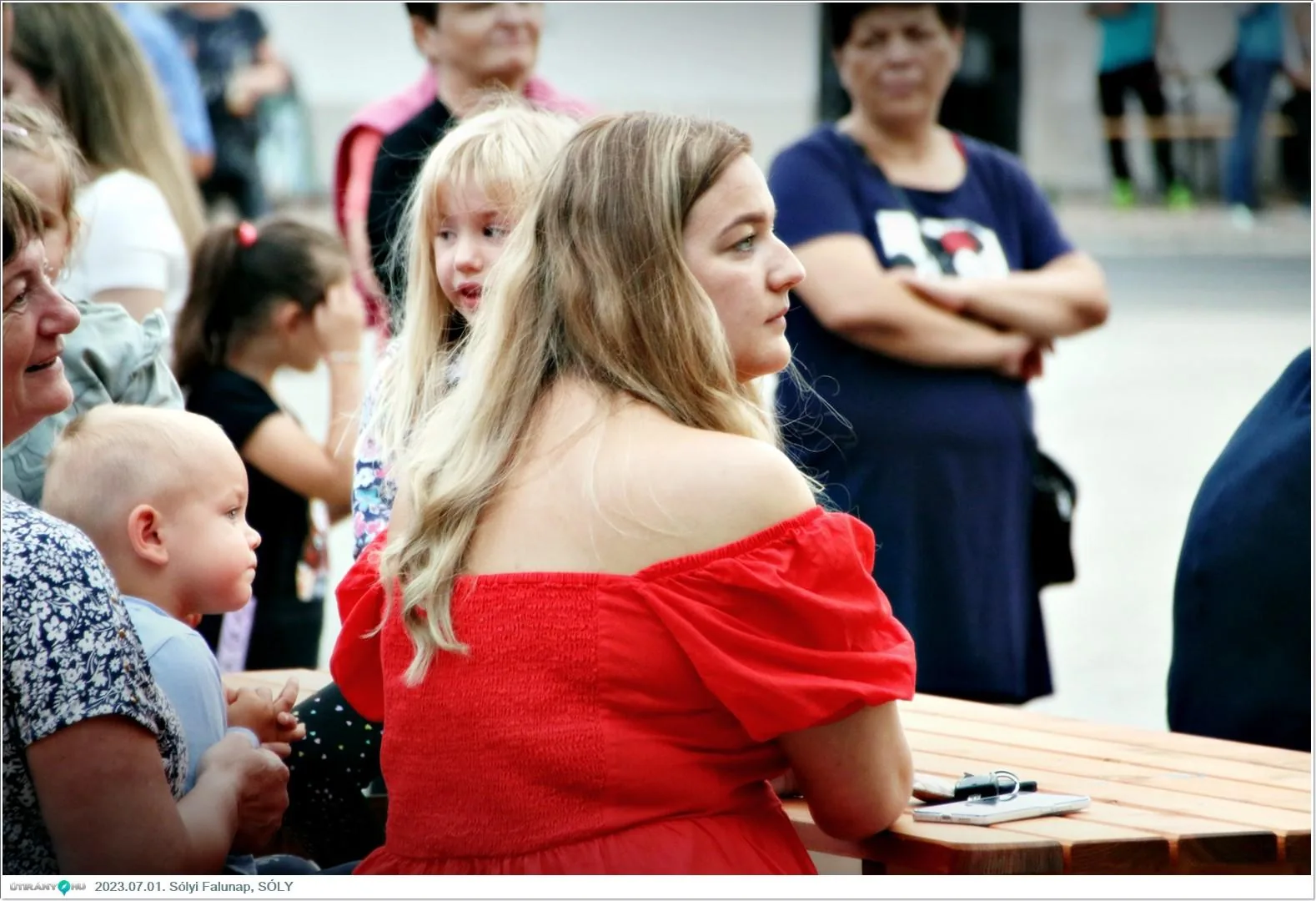 Fotók, Útirány.hu: