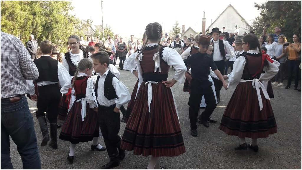 Szüreti felvonulás 2018. Fotók: Önkormányzat