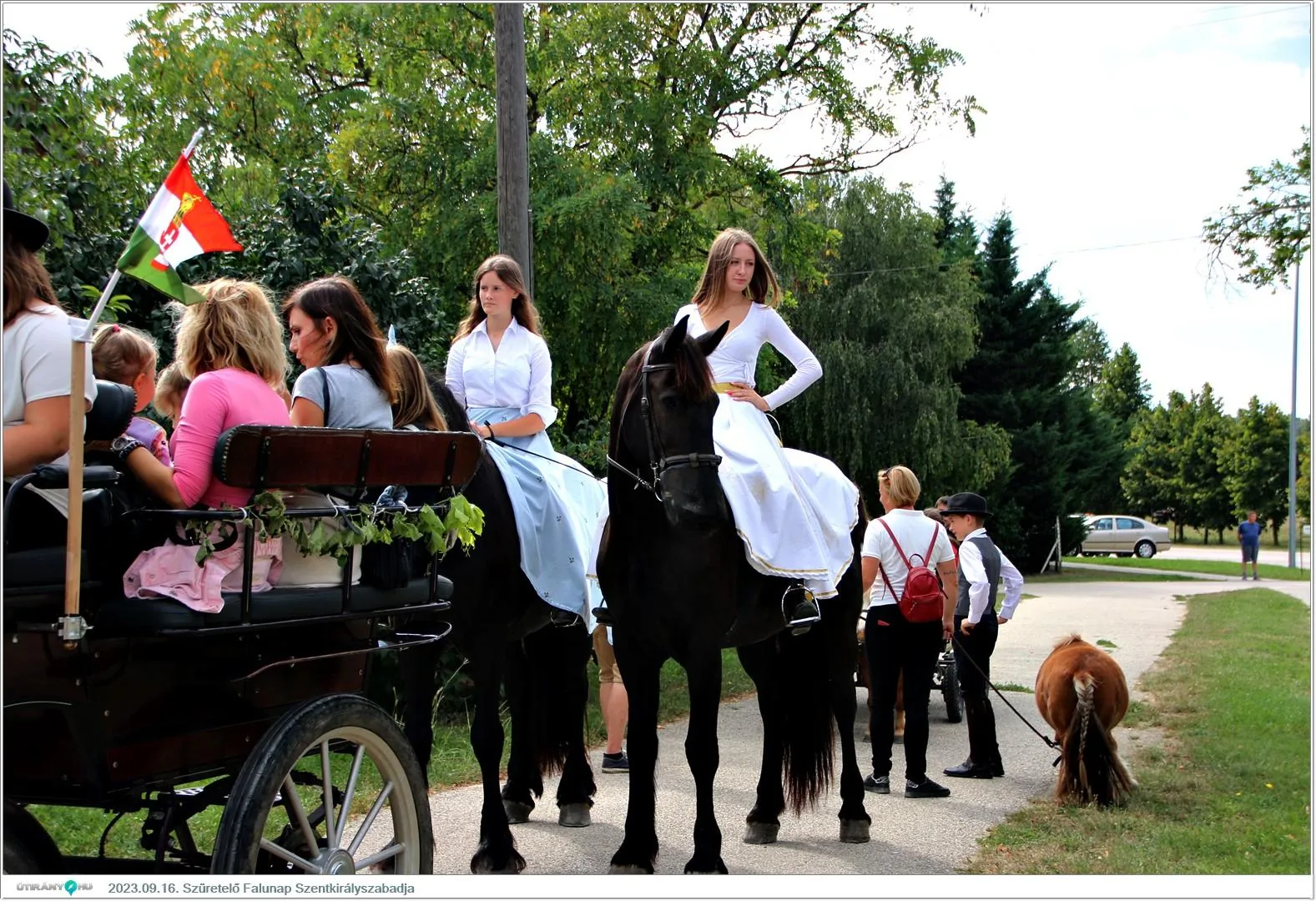 Fotók, Útirány.hu