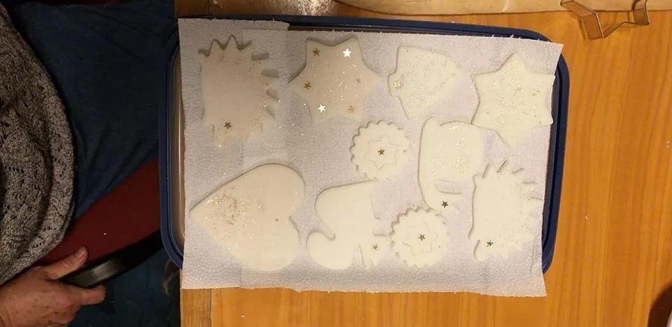 Kézműves foglalkozás 2018.12.08. fotók