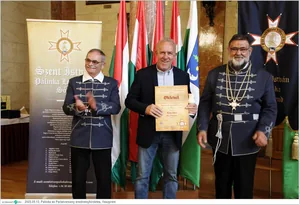 Fotók, Útirány.hu