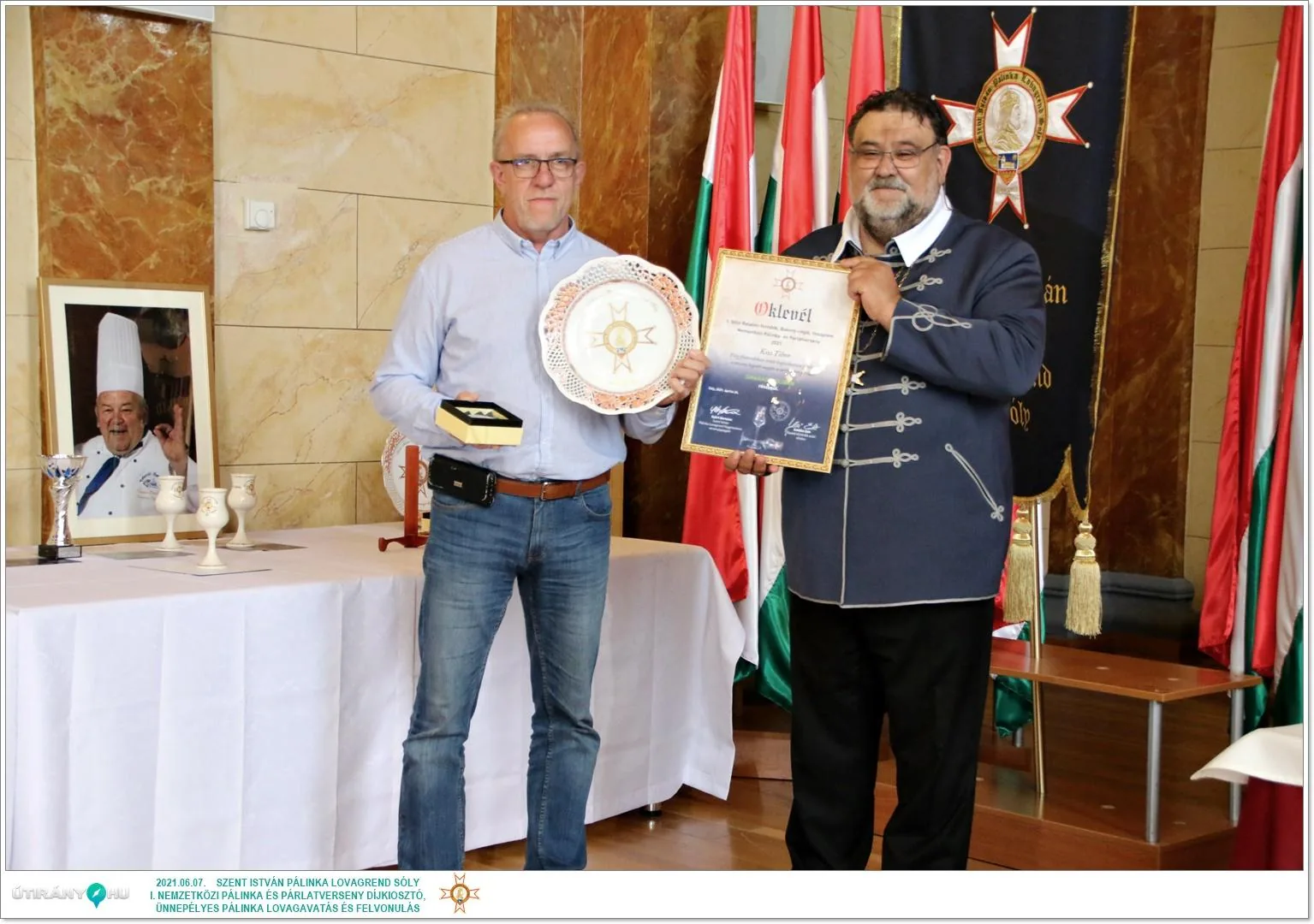 Díjkiosztó, szentelés, avatás, felvonulás