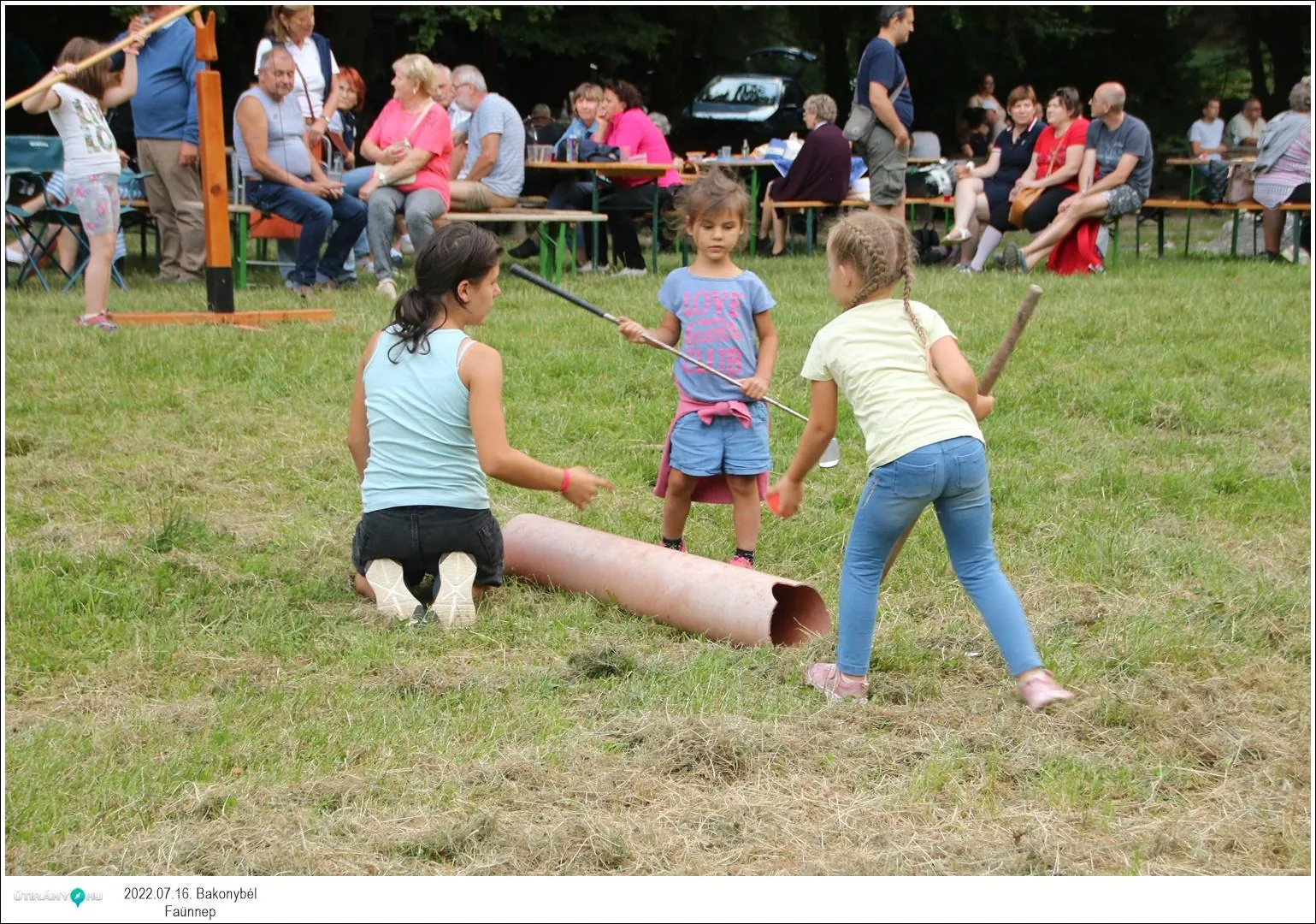 Fotók, Útirány.hu: