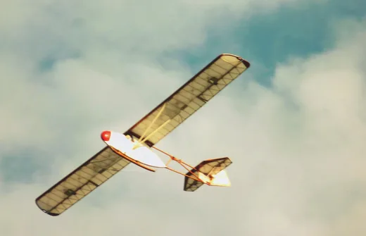 'Repülőmodell verseny' cikk borítóképe