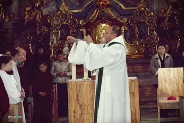 Megújulás utáni első Hálaadó Szentmise