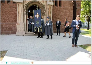 Díjkiosztó, szentelés, avatás, felvonulás