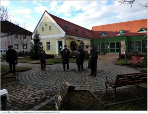 Fotók, Útirány.hu