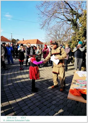 VI. Szilveszteri jelmezes futás. Fotók: Önkormányzat