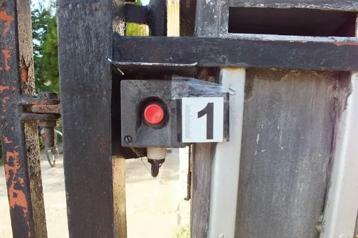 'Időseket fosztott ki' cikk borítóképe