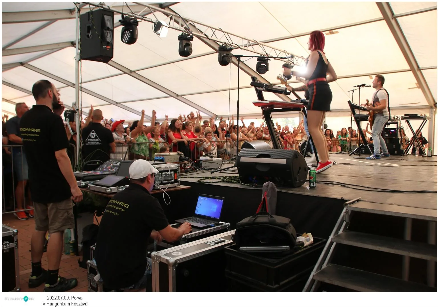 Fotók, Útirány.hu: