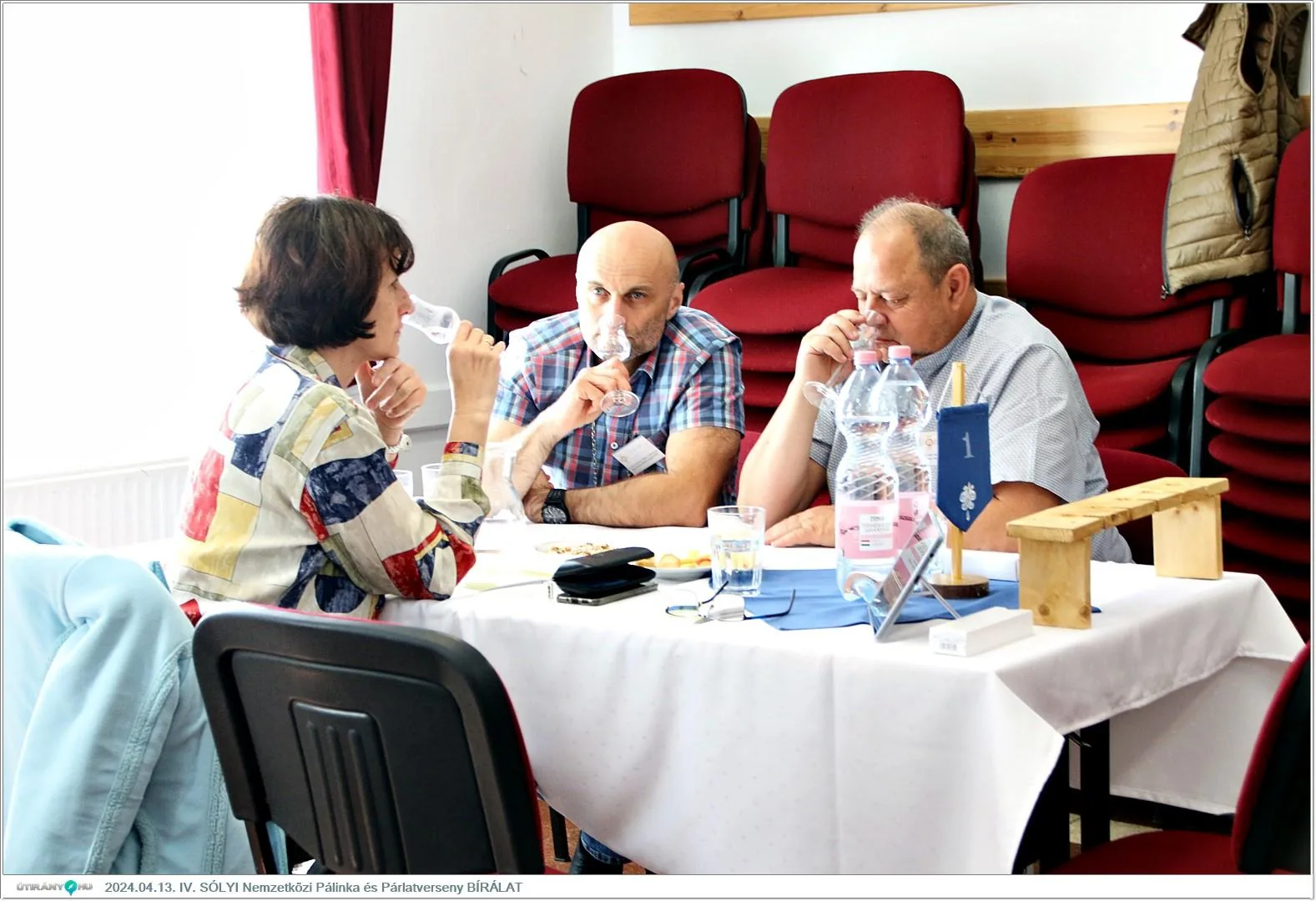 A bírálat pillanatai. Fotók: Útirány.hu