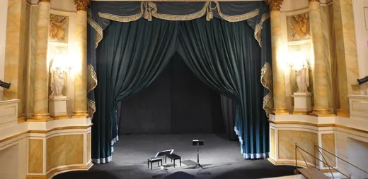 'Rögzített élő közvetítés! Karinthy-Örkény: Kávéházi Kabaré' cikk borítóképe