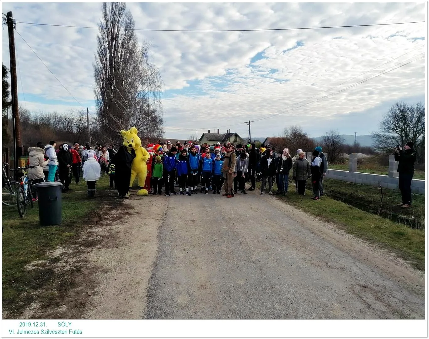 VI. Szilveszteri jelmezes futás. Fotók: Önkormányzat