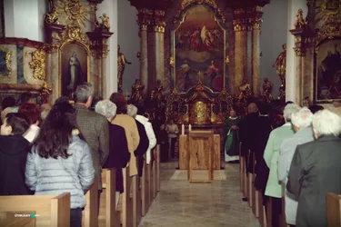 Megújulás utáni első Hálaadó Szentmise