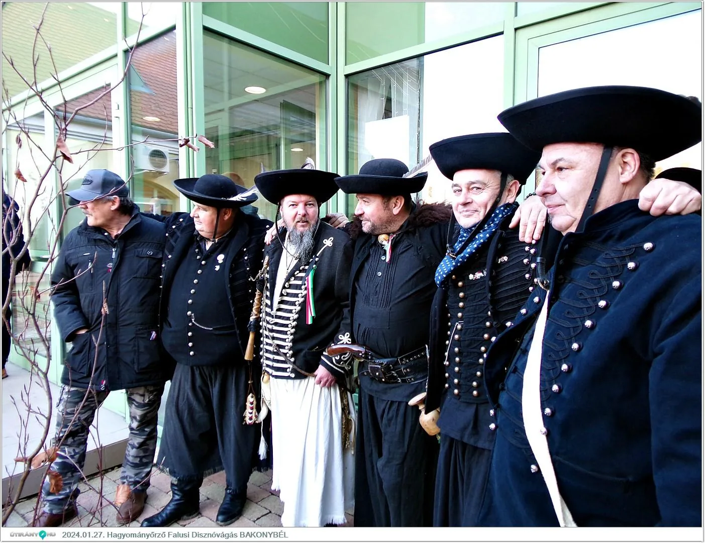 Fotók, Útirány.hu