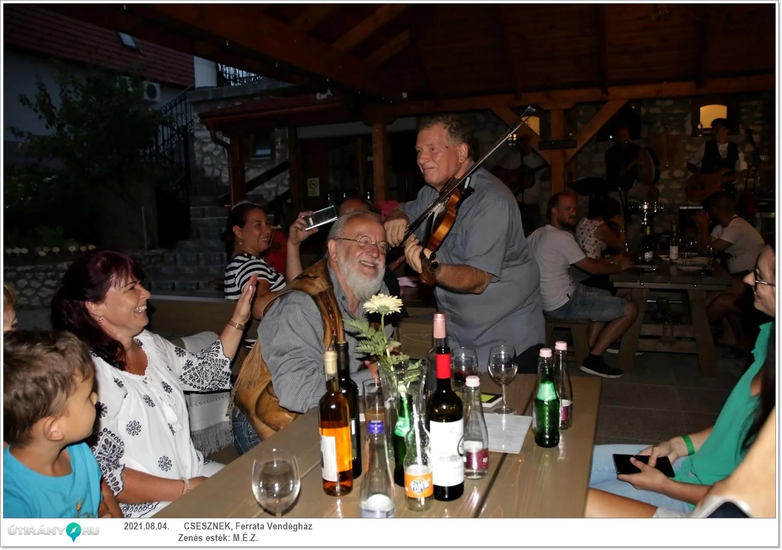 M.É.Z. zenekar és Sápi borkostoló estje